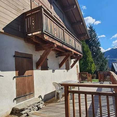 Bienvenue Dans Notre A Chalet